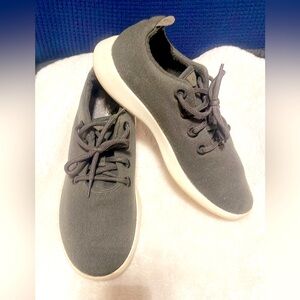 All Birds Sneakers Size 10